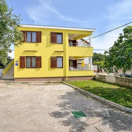 Apartments Ana Petrcane Exterior photo