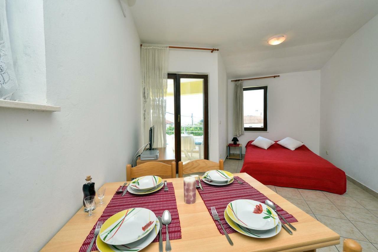 Ana Apartman *